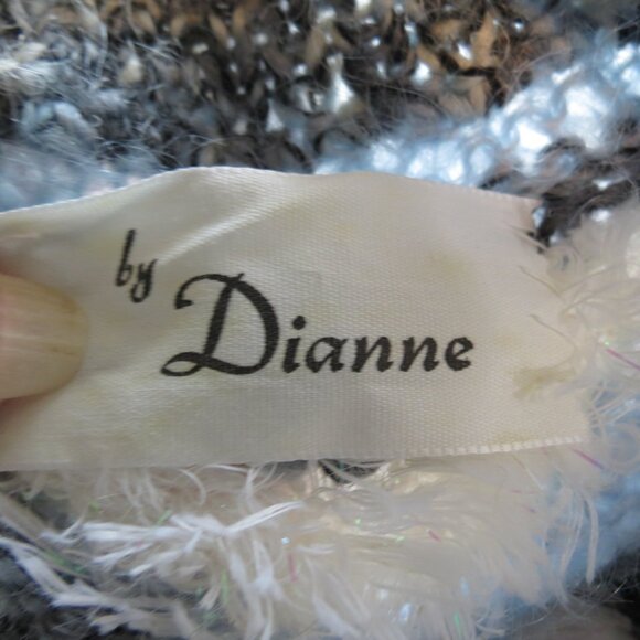 VTG By Dianne Sweater Vest Pullover Lt Blue/Grey/3D Feather White Yarn Size Med? - Picture 7 of 7